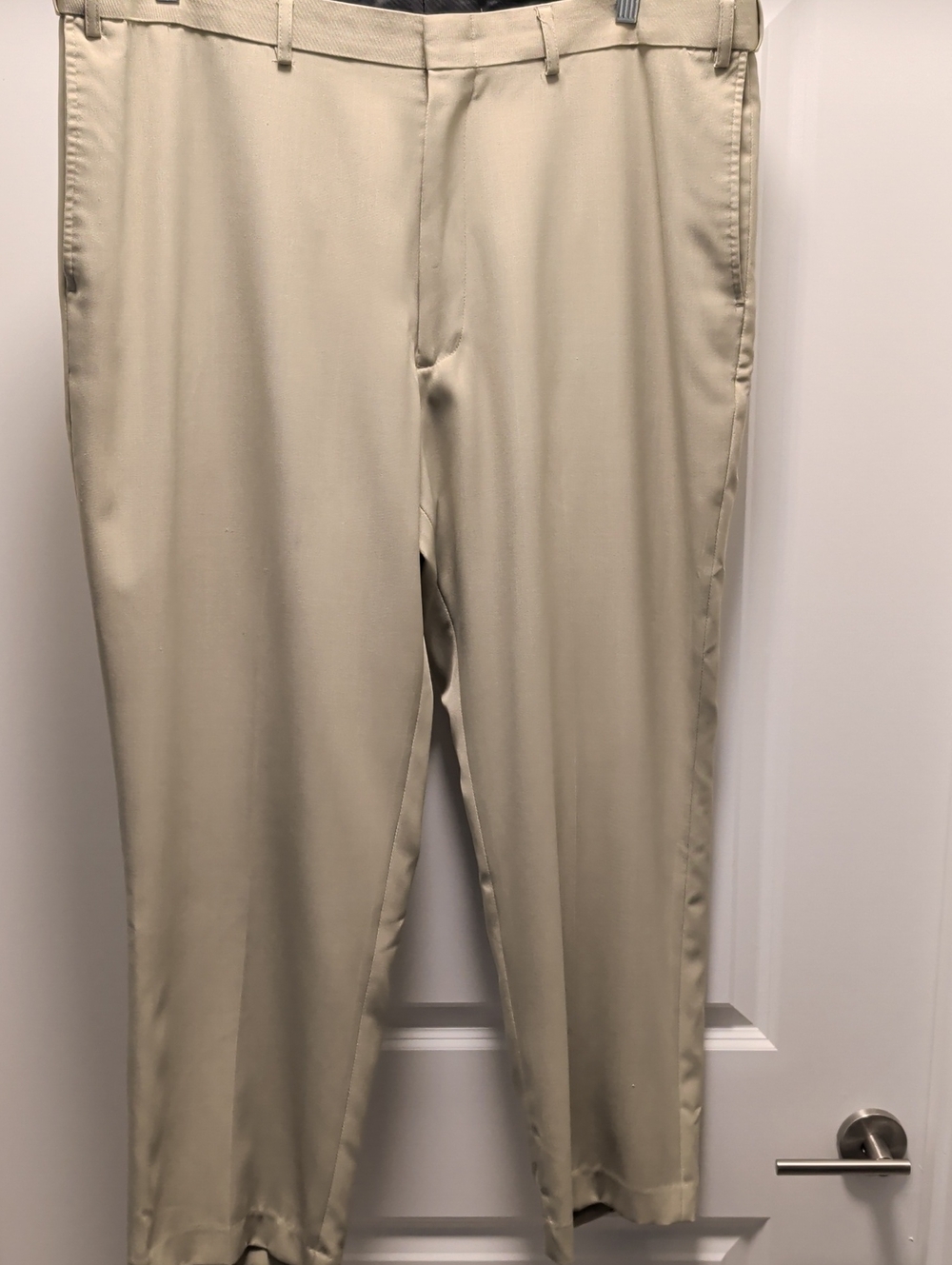 BOTANY 500- 40W 29L Men's Classic Beige Dress Pants